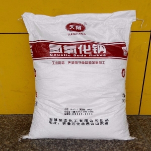 片堿（氫氧化鈉/NaOH）——火堿，苛性